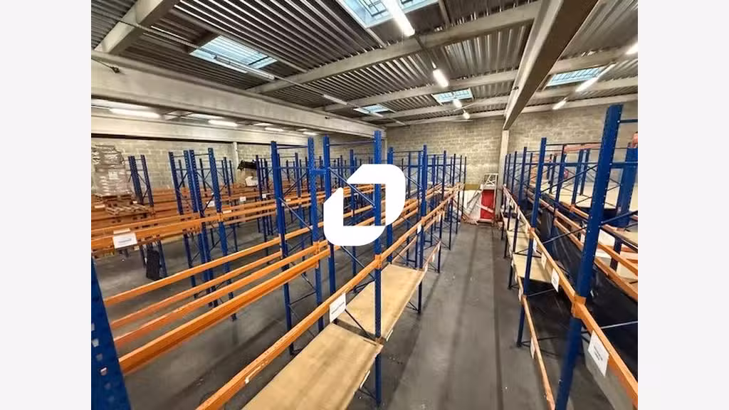 Vente Local d'activité 903m² Mery sur oise