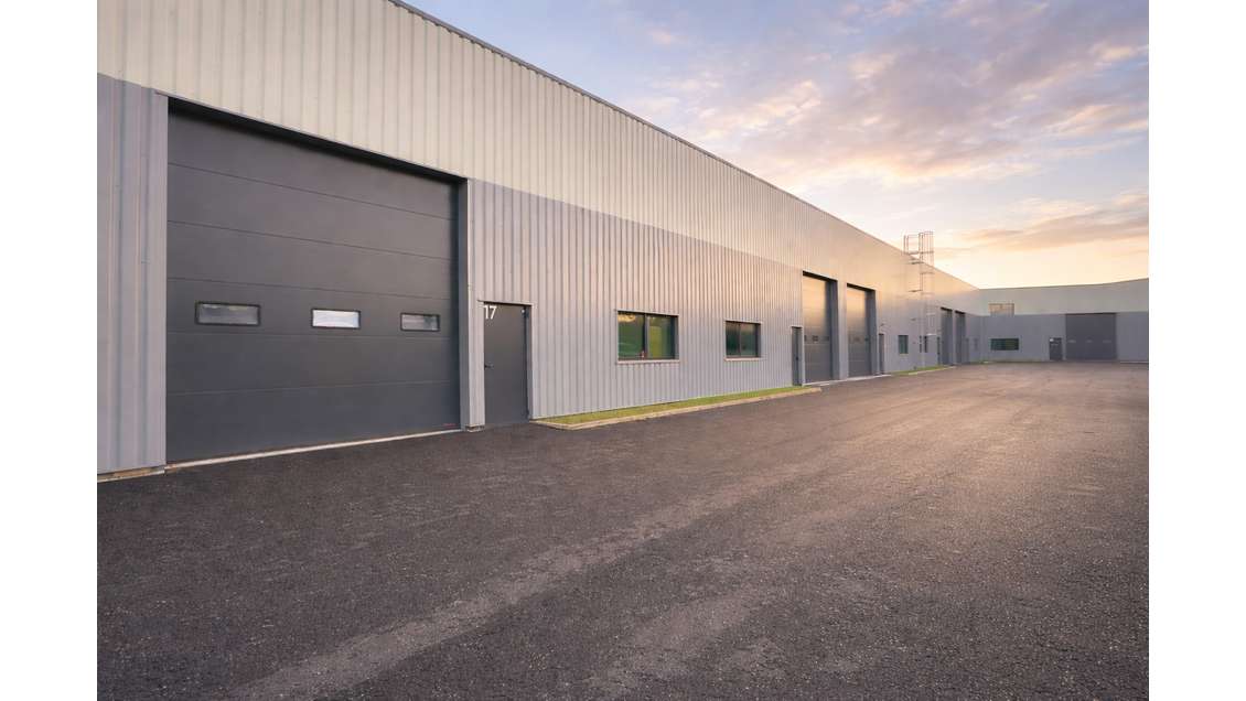 Local d'activités / Dépot neuf à Messein