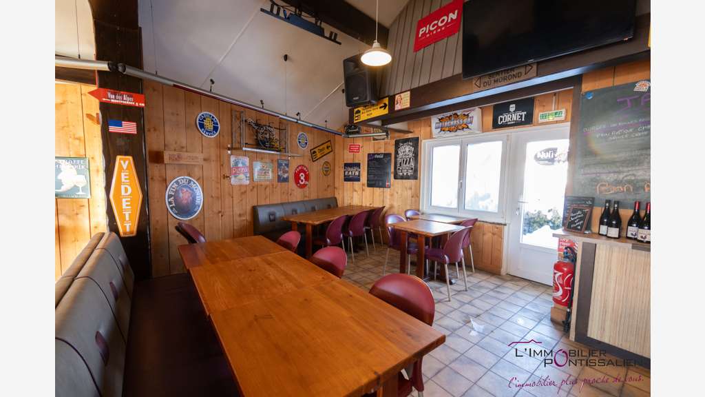 Vente murs restaurant libres de 120m² à Metabief