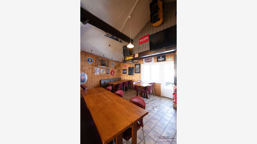 Vente murs restaurant libres de 120m² à Metabief