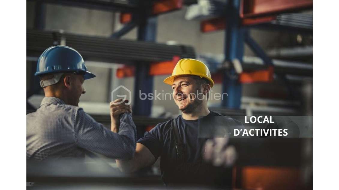 À VENDRE - LOCAL D'ACTIVITÉS 107 m² - SECTEUR DY