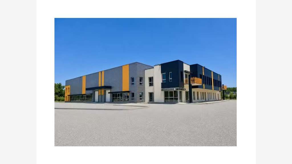 Ensemble immobilier tignieu ZA Quatre Buissons