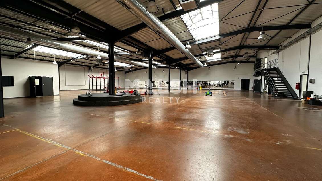 Local d'activités à vendre à Miribel les Echets