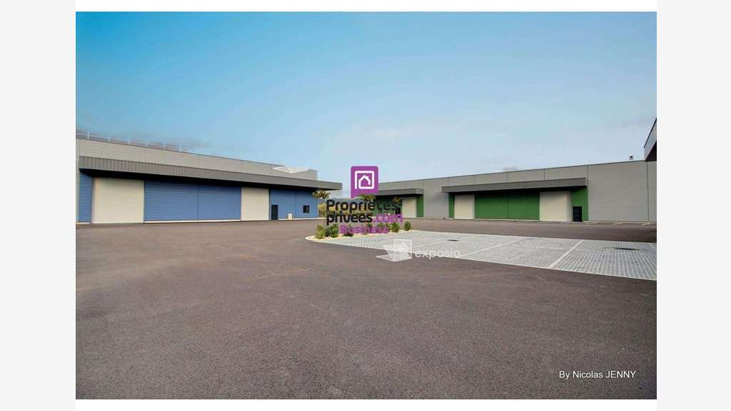 Vente local neuf 635m² modulable à Montélimar