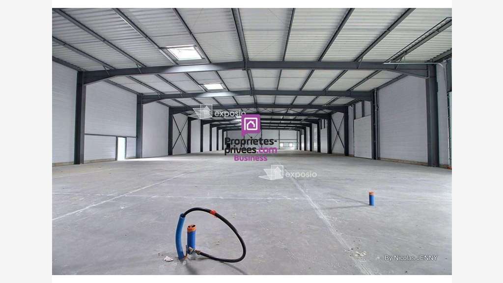 AV local d'activités neuf 480m² emp N1 Montélimar 