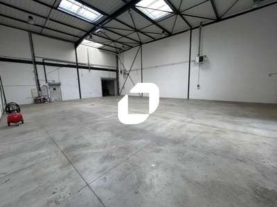 Vente Locaux d'activités - Entrepôts à Montévrain