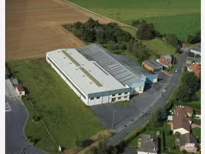 À vendre – Local Industriel de 5 314 m² à prox