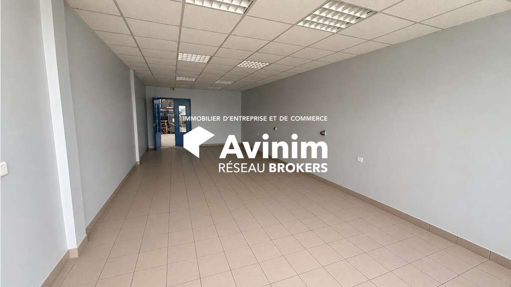 Vente bâtiment d'activité de 820m² à Montivilliers