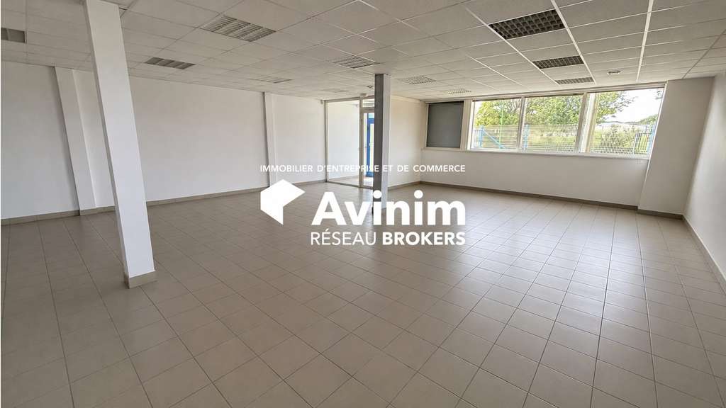 Vente bâtiment d'activité de 820m² à Montivilliers