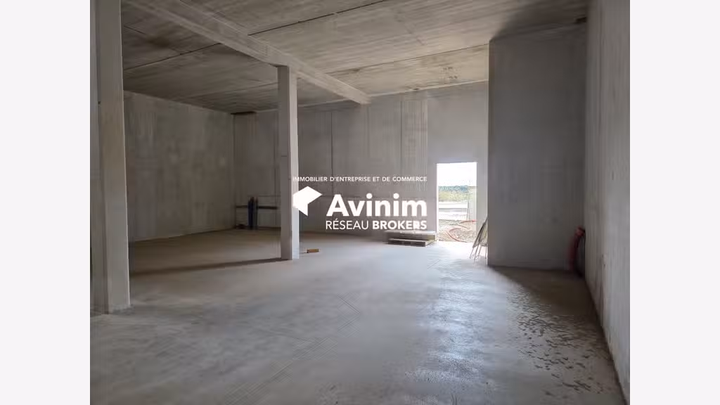 Vente entrepôt 336,92m² à 10 min Ouest Montpellier