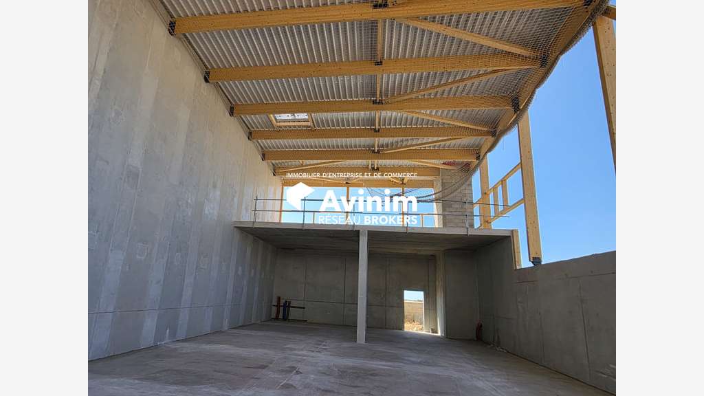 Vente entrepôt 336,92m² à 10 min Ouest Montpellier