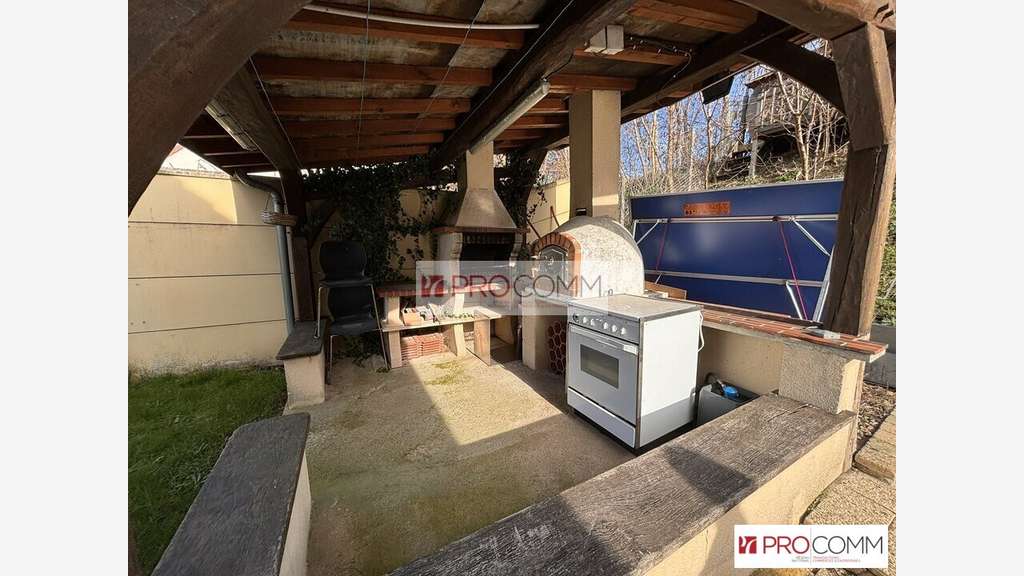 Local d'activité 147m² à vendre à Morancez