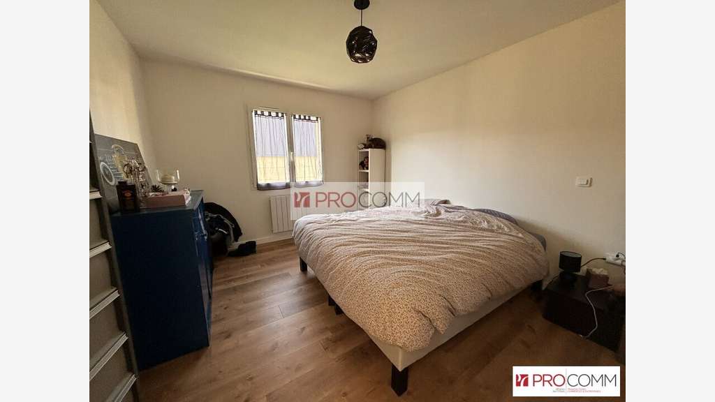 Local d'activité 147m² à vendre à Morancez