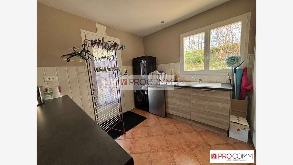 Local d'activité 147m² à vendre à Morancez