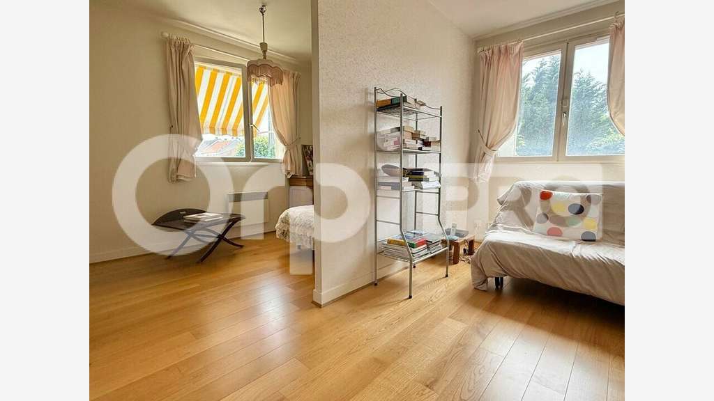 Local d'activité de 164m² à vendre à Morangis