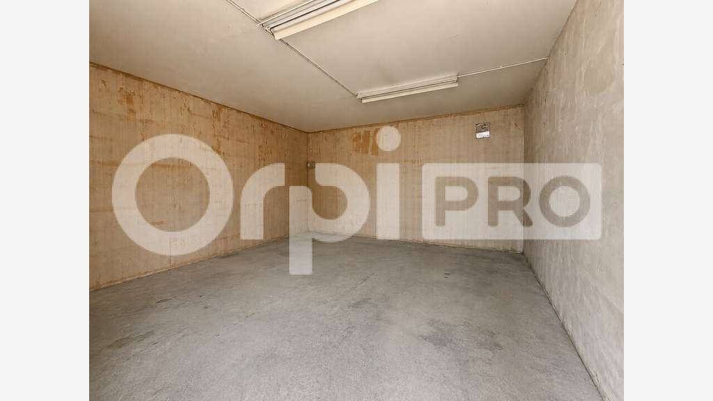 Local d'activité de 164m² à vendre à Morangis