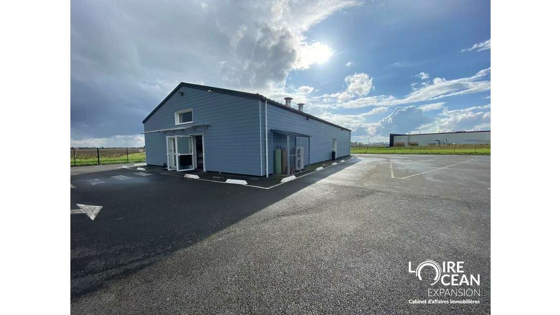 Salle de réception de 287m² à vendre à Mouzillon