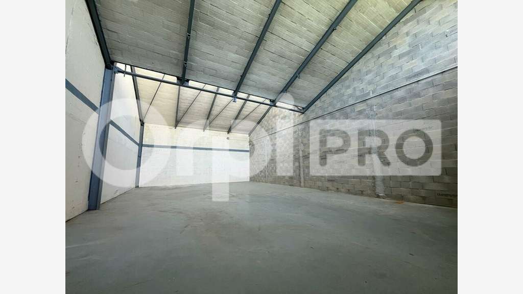 Local d'activité de 113m² à vendre à Nangis