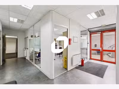 Vente Local d'activité 767m² Nanterre