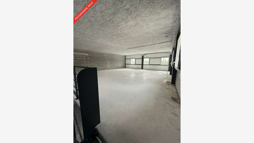 AV locaux neufs 600m² à Saint-Herblain