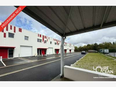 AV locaux neufs 600m² à Saint-Herblain