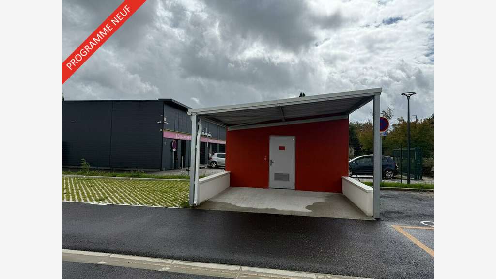 AV locaux neufs 600m² à Saint-Herblain