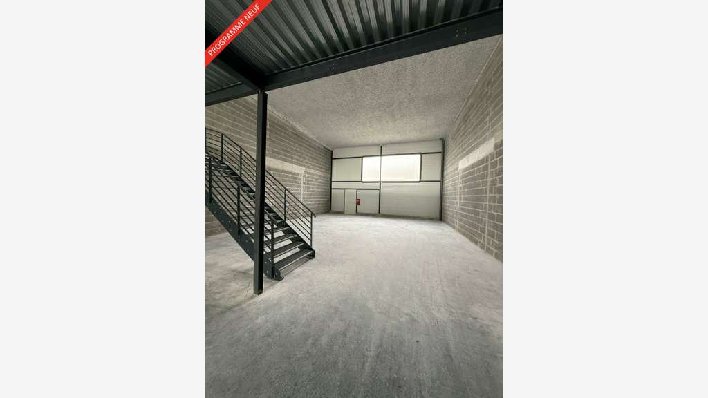 AV locaux neufs 600m² à Saint-Herblain