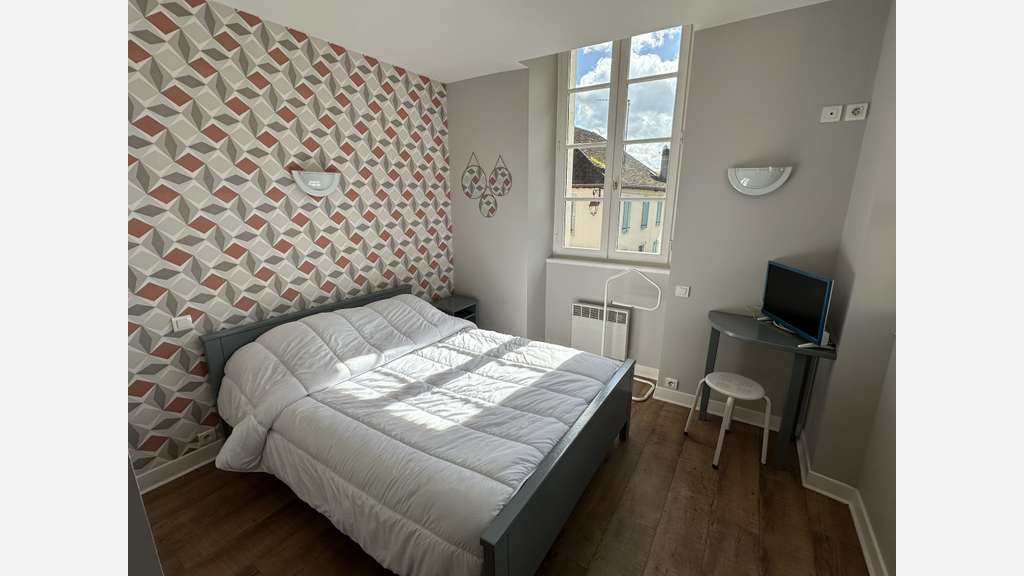 Vente ancien bar avec appartement à Navarrenx