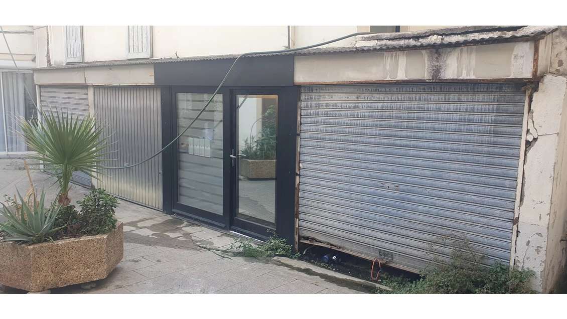 Vente entrepôts bas rue Gubernatis à Nice