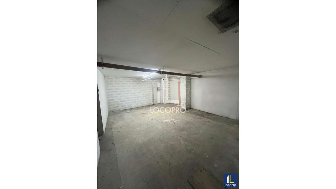Vente local d'activité de 135m² à Nice Pauliani
