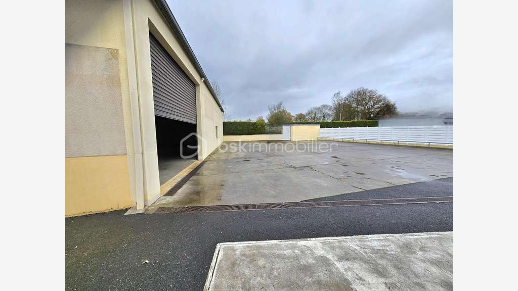 Vente entrepôt/local de 300m² à Nort-sur-Erdre