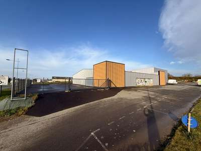 Local d'activité PAIMPOL 750 m2