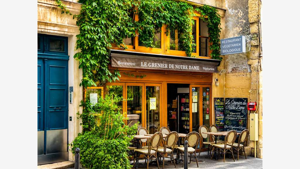 Vente murs commerciaux 75.66m² à Paris 5e