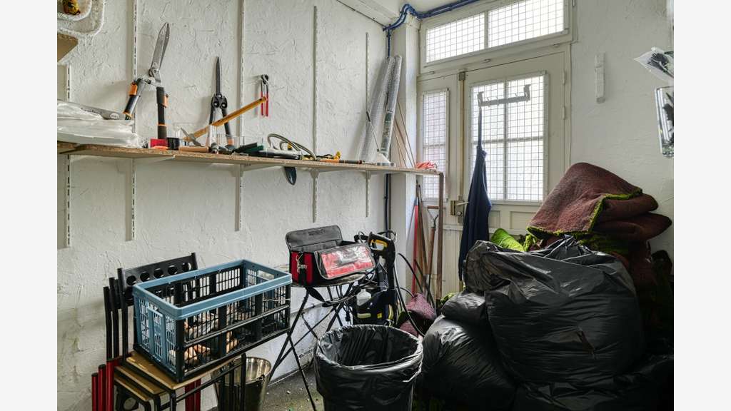 AV local commercial atelier et remise 61m² Paris