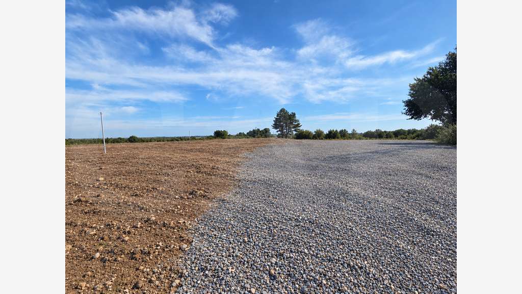 À VENDRE – FONCIER DE 3 000 M² À PLERNEUF. VISI