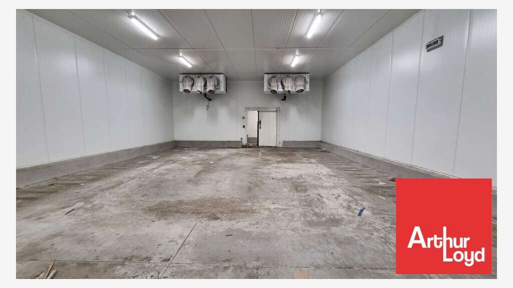 Vente local d'activité 1539m² Poitiers République