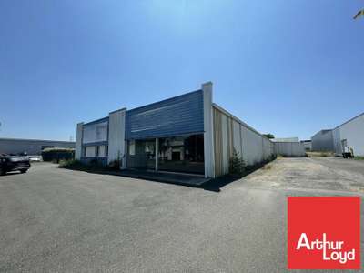 Vente local d'activité 1539m² Poitiers République