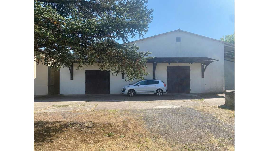 AV bâtiment d'exploitation et chai à Pomerol