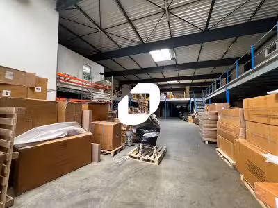 Vente Local d'activité 1650m² Pont a marcq
