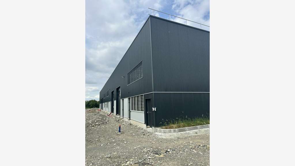 Vente local d'activité 2268m² à Portet-sur-Garonne