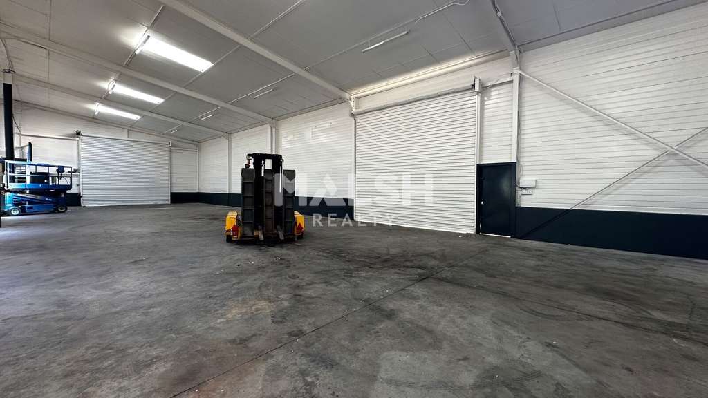 Vente bâtiment d'activités de 620m² à Pusignan