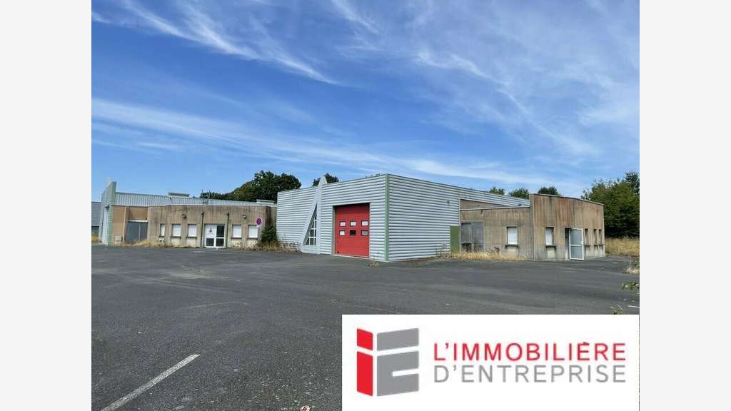 A vendre local activité sur 6237m² à Questembert