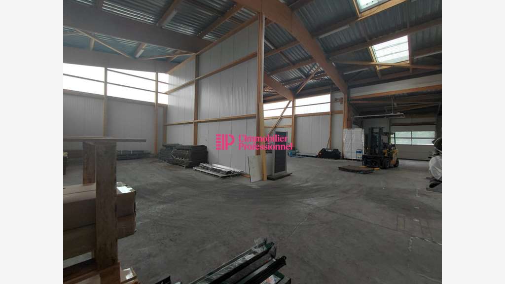 Vente local d'activité bureaux de 570m² à Quimper
