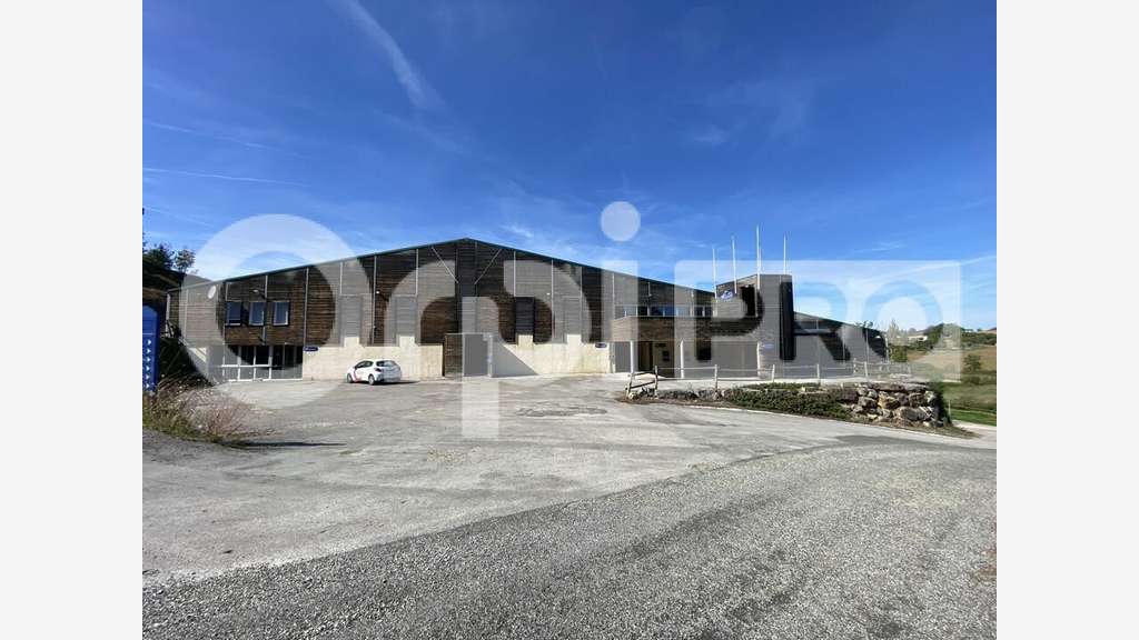 Vente ensemble immobilier de 4000m² à Réalville