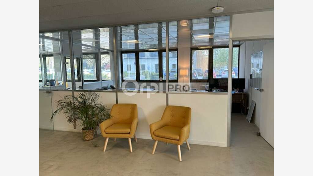 Vente centre d'affaires 400m² Reims zone dynamique