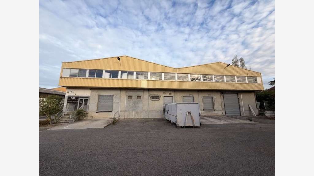 Rillieux-la-Pape - Locaux d'activités / showroom /