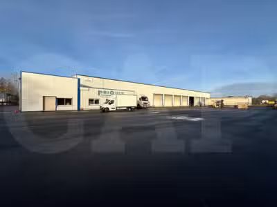 Vente bâtiment stockage bureaux 2520m² Romagné