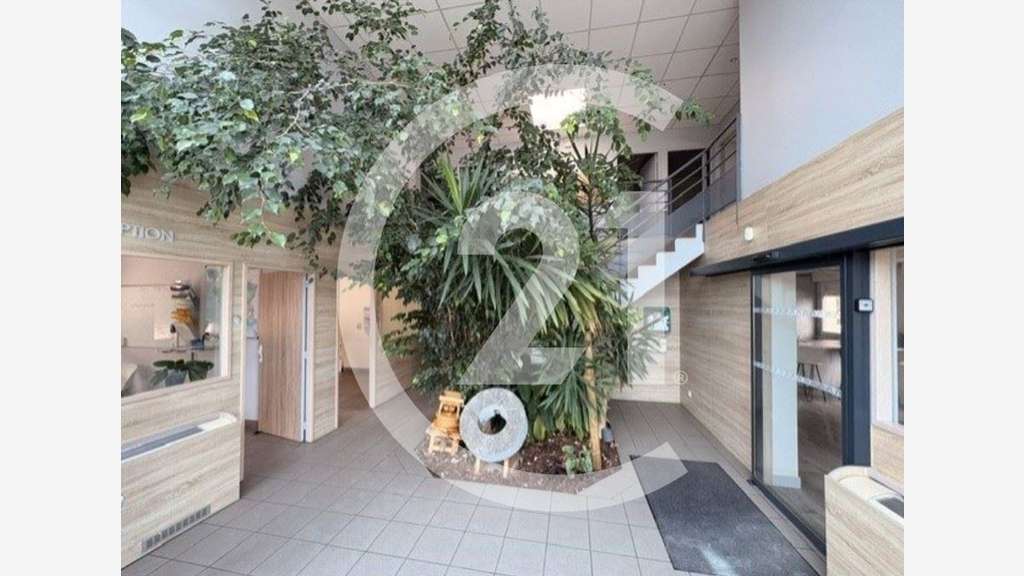 Vente bâtiment d'activité 1930m² Romans-sur-Isère