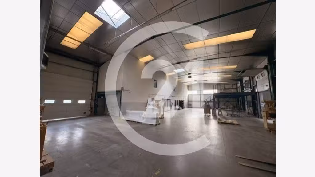 Vente bâtiment d'activité 1930m² Romans-sur-Isère