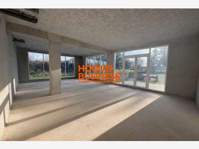 AV locaux professionnels neufs 62m² à Franqueville